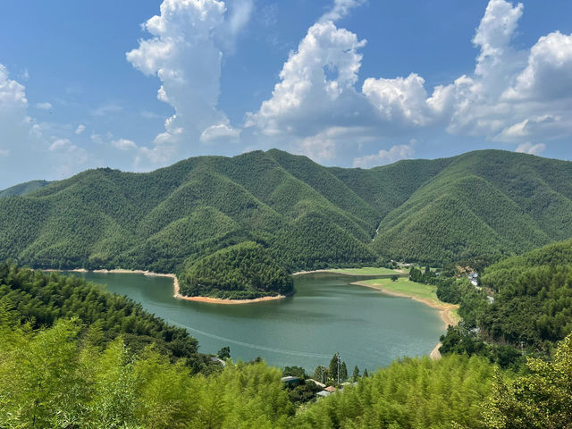 安吉避暑度假指南清涼玩法