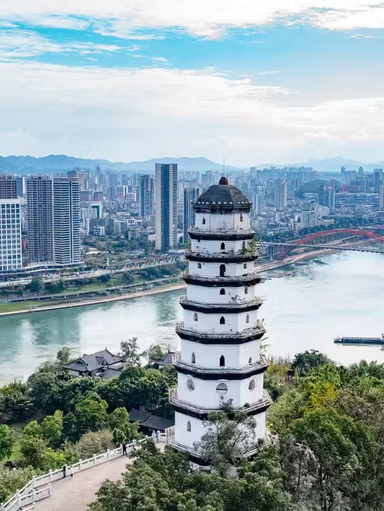 【中國·宜賓|必打卡攻略】酒香竹海·古韻石林，解鎖川南小城の寶藏玩法！🍶🌿