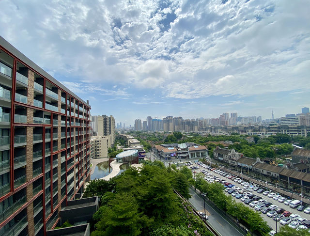 朗廷旗下康得思酒店佛山有間，地段完美，商務旅遊首選！