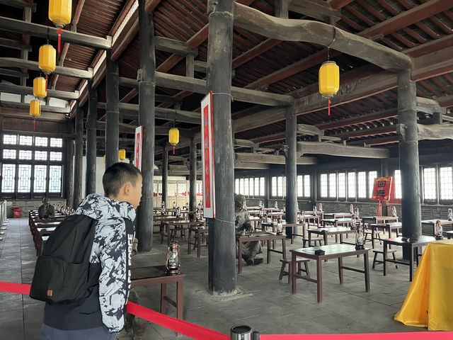 打卡定州貢院帶熊孩子提前感受高考氛圍 打卡定州貢院帶熊孩子提前感受高考氛圍