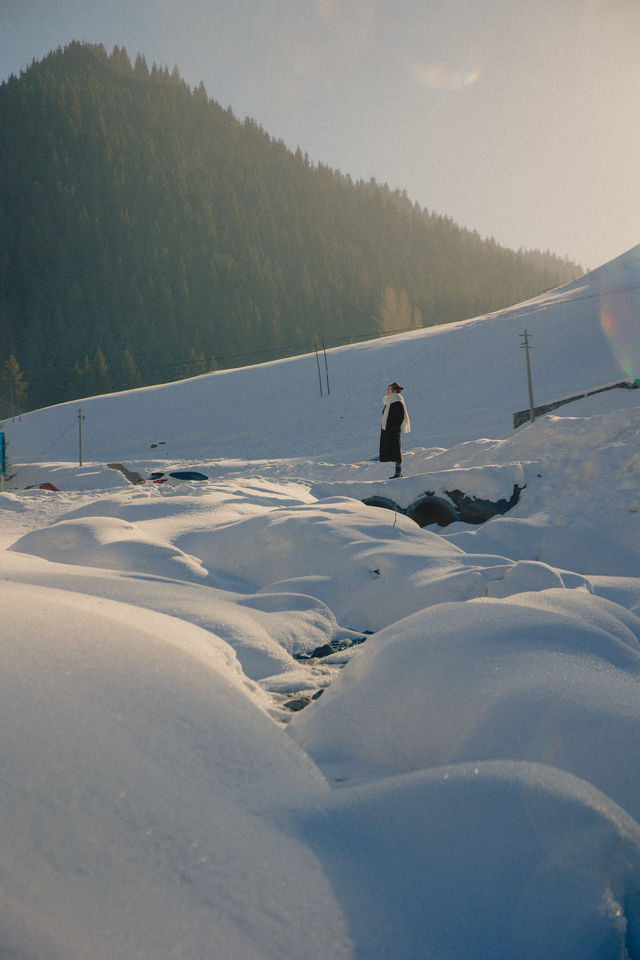 烏魯木齊往返6-8天冰雪秘境指南