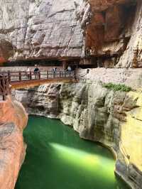 闖入億萬年前形成的峽谷