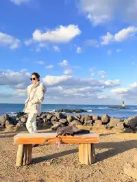 涯月邑：面朝大海，坐到日落（穿多了版）