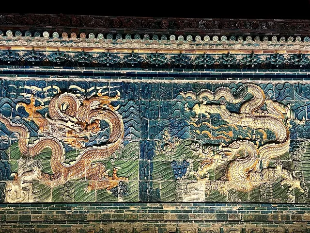 大同九龍壁：一座明藩王府的六百年龍影