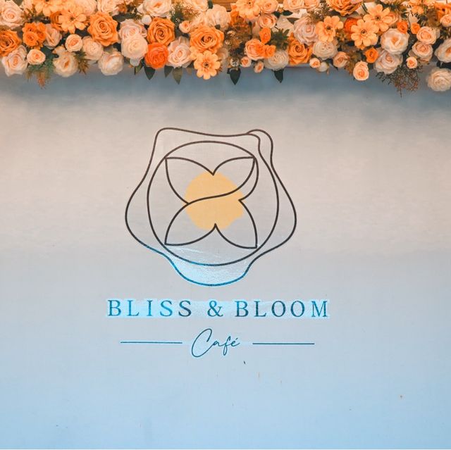Bliss & Bloom cafe คาเฟ่ดีไซน์สวย กลางทุ่งดอกไม้