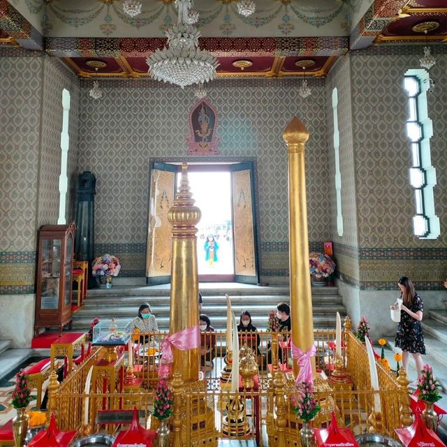 ไหว้ศาลหลักเมืองกรุงเทพ เสริมสิริมงคล