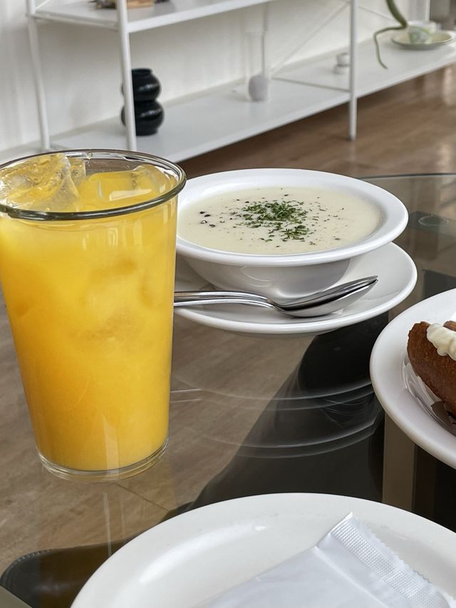 대구삼덕동 은은한 스프와 샌드위치맛집 카페 괜스레