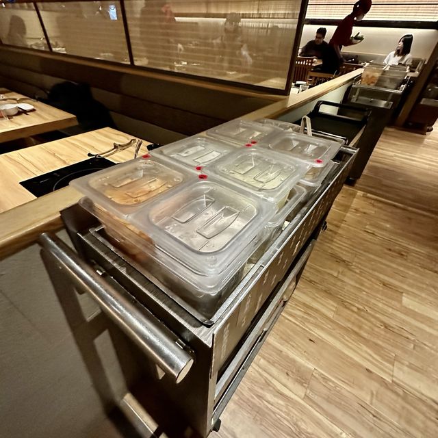 京站時尚廣場4樓（Momo)和牛涮涮鍋.非吃不可