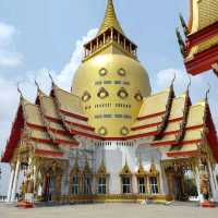 タイ寺院!? ワットブローンアーカート
