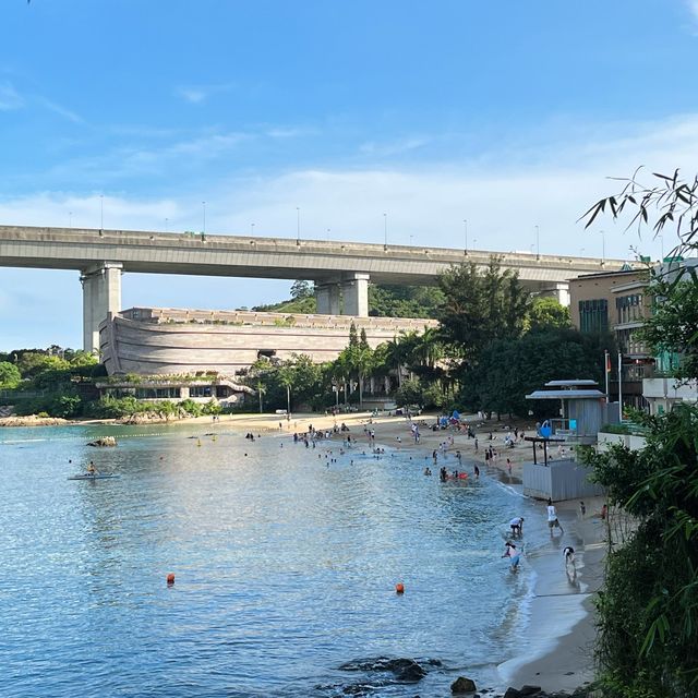 週末媽媽move🚗沙灘旁之美食 