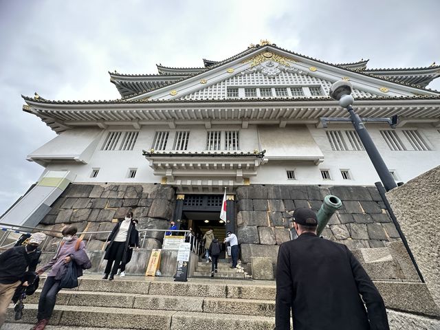 🏯 ปราสาทโอซาก้า (Osaka Castle)🏯