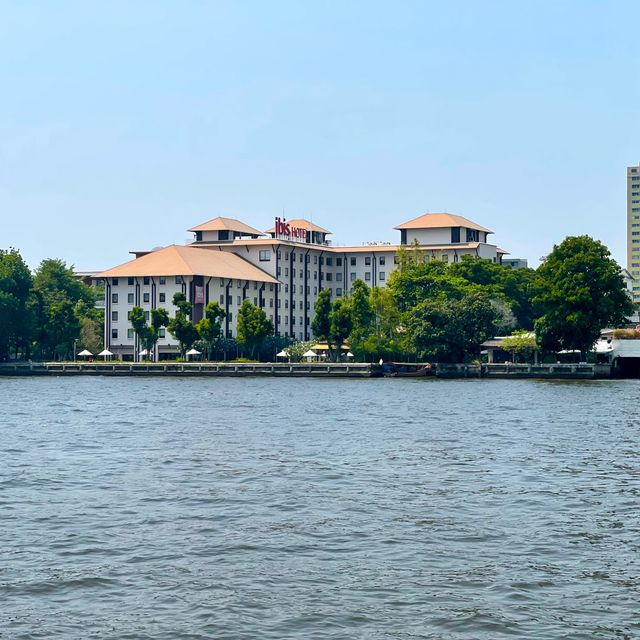 ibis Bangkok Riverside ริมแม่น้ำเจ้าพระยา