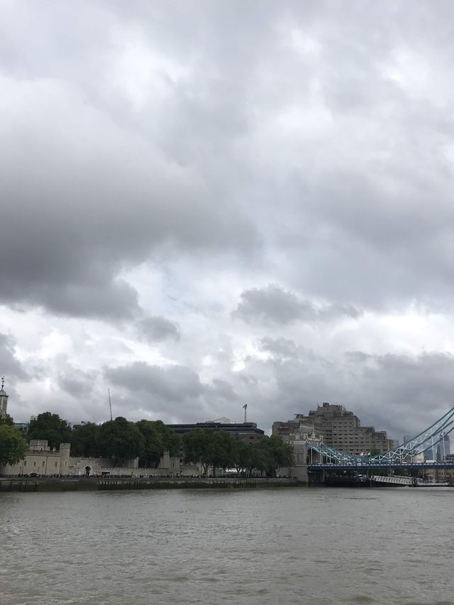 舉世聞名😳倫敦第一渡河大橋🤩倫敦塔橋🤪