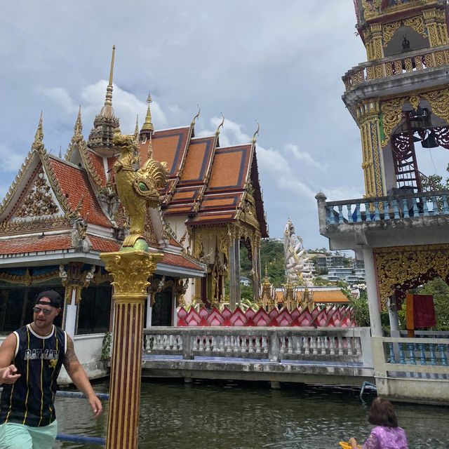 วัดปลายแหลม