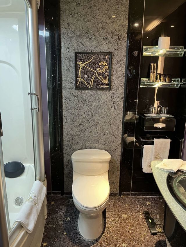 葡式設計老牌酒店-葡京酒店