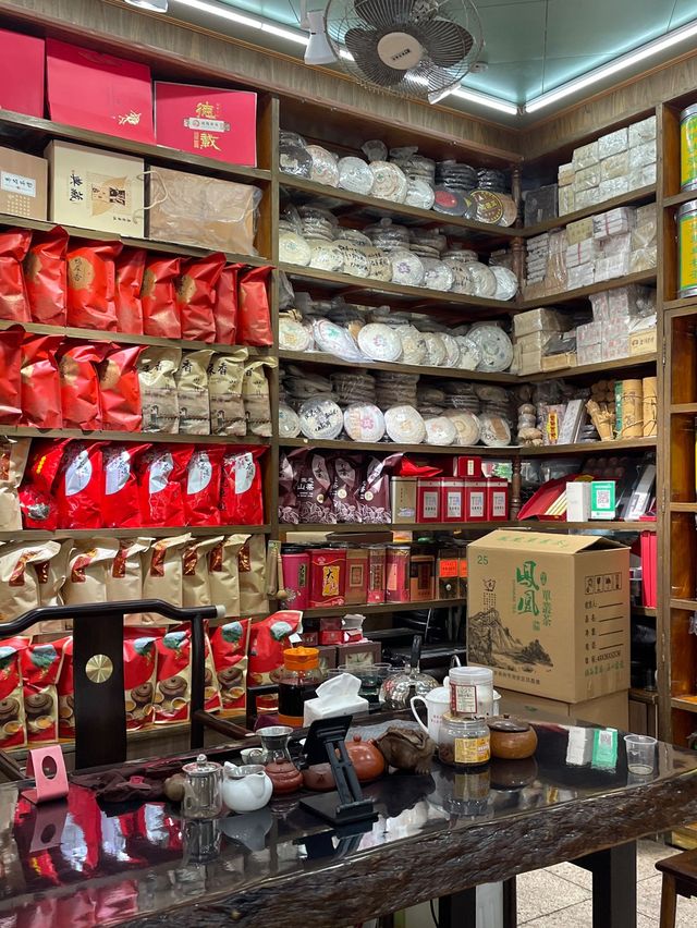 潮州特產店‼️怡隆行必買乾果😆多種選擇