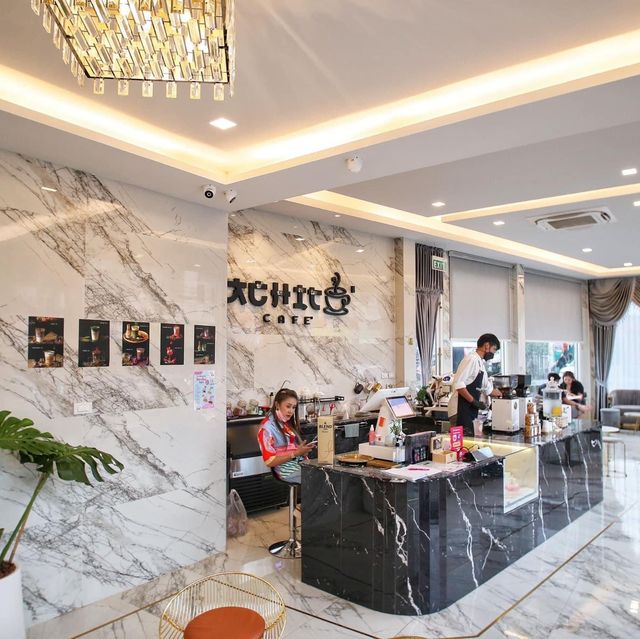 Hachito' Cafe  