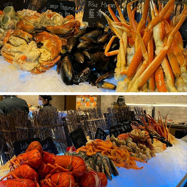 有 Kids Area 嘅自己餐廳，仲有超多款美食