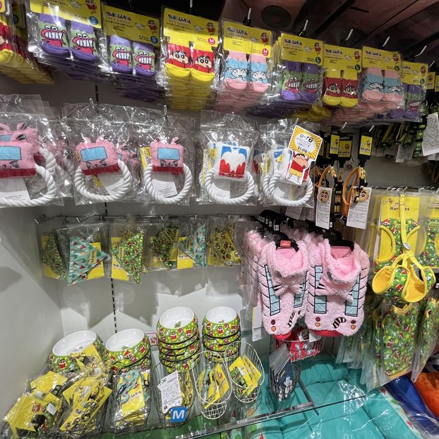 『 クレヨンしんちゃんオフィシャルショップ ♡』IN東京駅