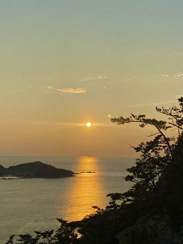 반짝반짝 빛나는 군산 선유도 몽돌해수욕장✨💛
