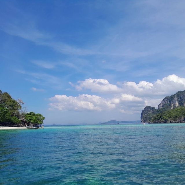 วันเดียวเที่ยวได้สี่เกาะ 