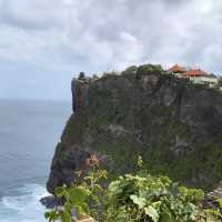 Balinese Hindu sea temple - Uluwatu 🏯