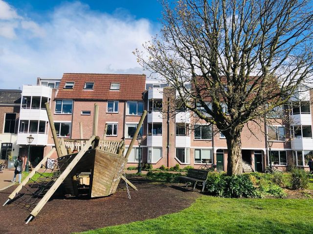 荷蘭🇳🇱萊頓公園裡的大船🚢📍Kinderspeelplaats Boot