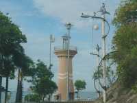 ประภาคารสีเหลืองริมทะเล พัทยา