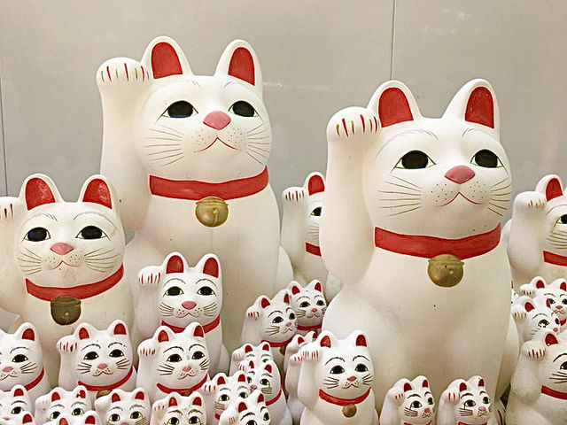 【東京都/豪徳寺】大小さまざまな招き猫がいる寺院