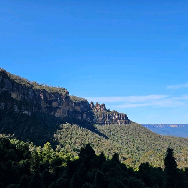 澳洲古老傳說中的三姐妹峰🗻🗻🗻
