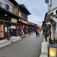 24h in Takayama, visit Sanmachi street