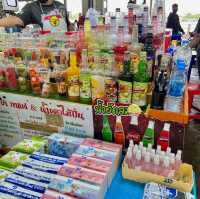 สะพานปลาอ่างศิลา ตลาดอาหารทะเลและของฝาก จ.ชลบุรี