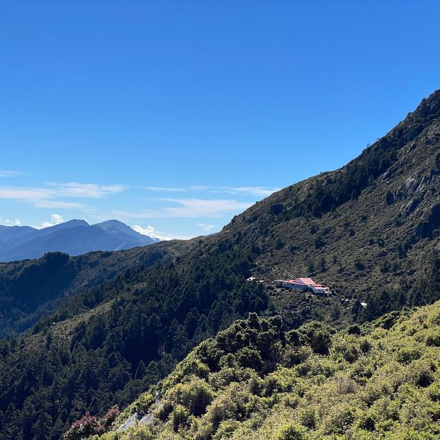 🏔️台灣 台東隱世之湖- 天使的眼淚-嘉明湖🌊