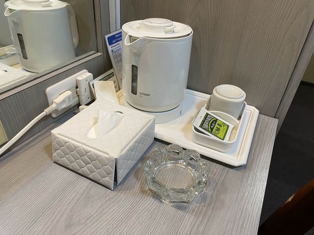 福岡・大濠。レトロな雰囲気、朝食無料『平和台ホテル荒戸』