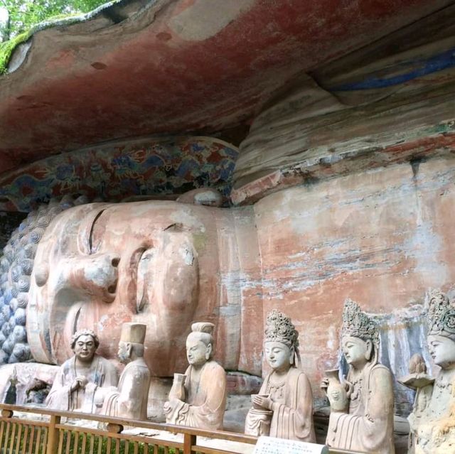 重慶旅遊景點推薦～「大足石刻寶頂山石刻」…千年石窟世界文化遺產