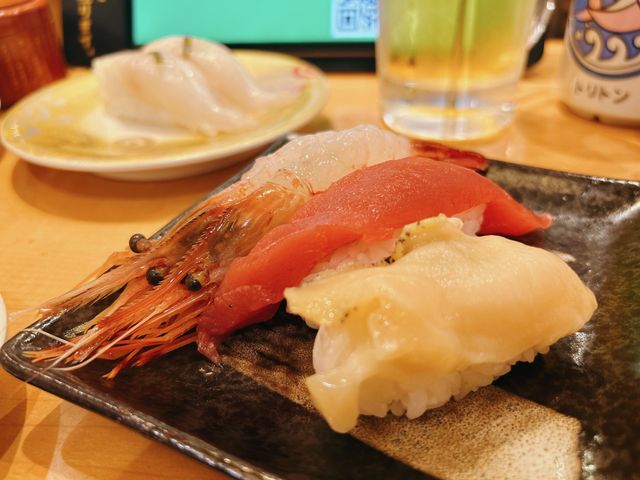 【札幌】超絶人気な回転寿司屋さん「トリトン」