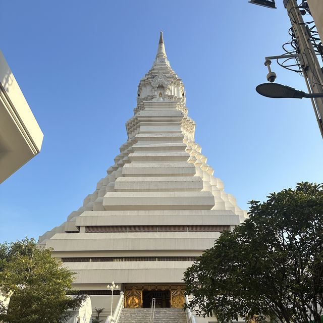 【タイ/バンコク】 日本人に大人気！インスタ映えなお寺