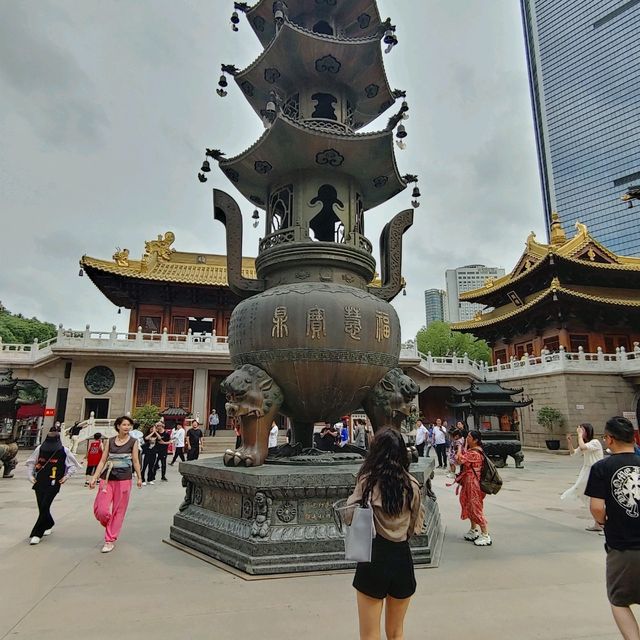 上海四大古寺之一 ~「靜安寺」建於三國東吳孫權時期