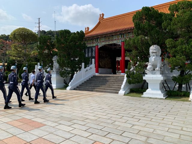 台湾　台湾観光　 忠烈祠の交代式に遭遇！