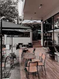 探店露營系宅樂咖啡 zeller Coffee建國店🍴