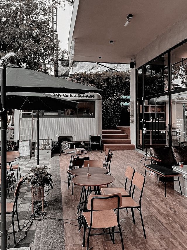 探店露營系宅樂咖啡 zeller Coffee建國店🍴