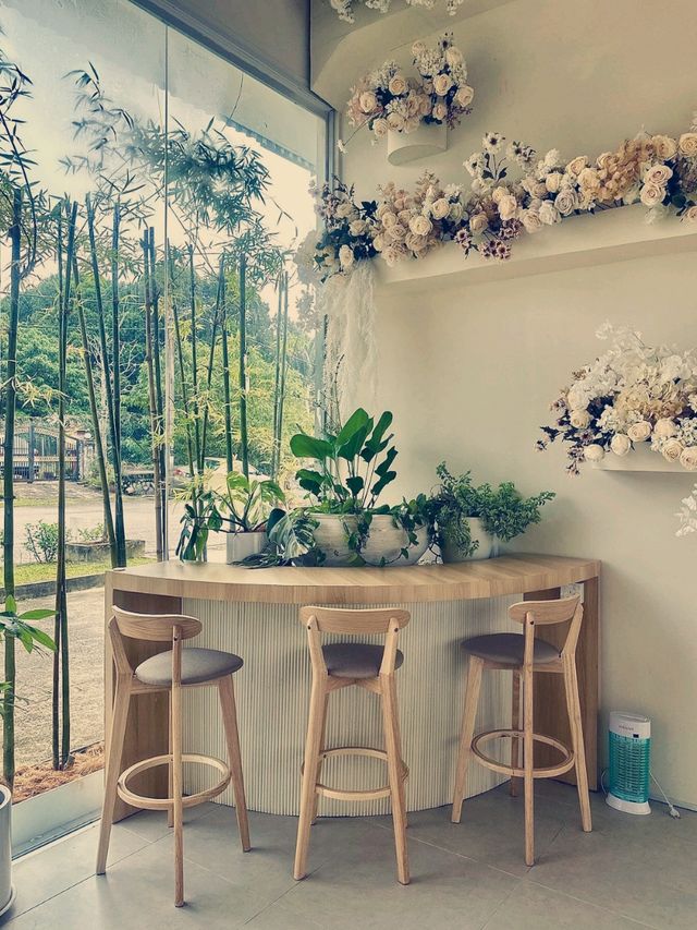 By Bttrswt Cafe