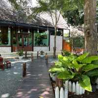 Within Khaoyai | คาเฟ่ฟีลอังกฤษ