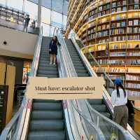 📕 Seoul Photo Spot: Starfield Library 