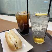 アメリカーノが1+1で290円の激安カフェ☕️