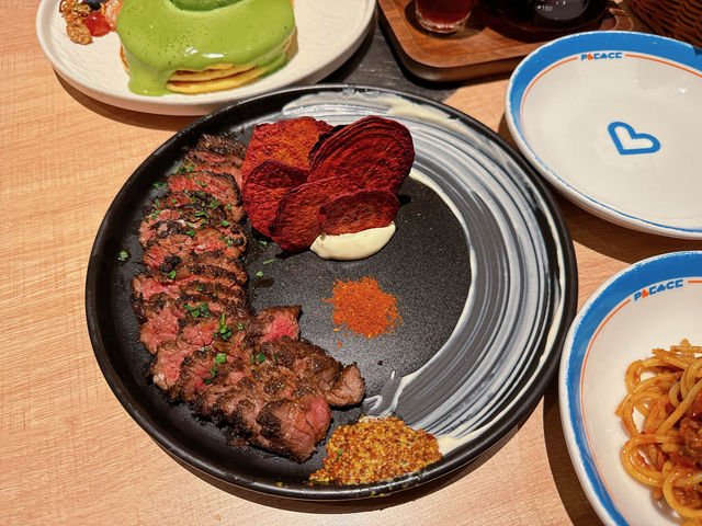 今個週末，我又北上玩樂😆去咗 #福田卓悅中心 逛逛食玩買，當然就要搵間特色嘅Cafe 歎下先🌟