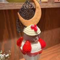「Parfaiteria PaL」- 美味甜點，獨特咖啡店