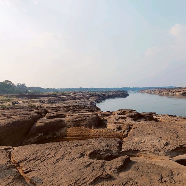 สามพันโบก จ.อุบลราชธรนี