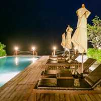 De Chaochom Hua Hin [ เดอเจ้าจอม ]