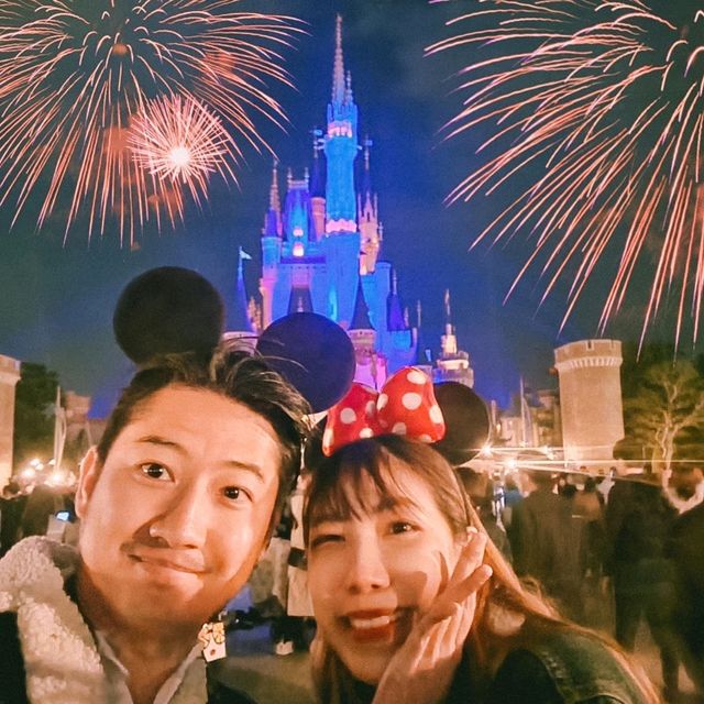 Tokyo Disneyland กับต้นซากุระสวยๆ